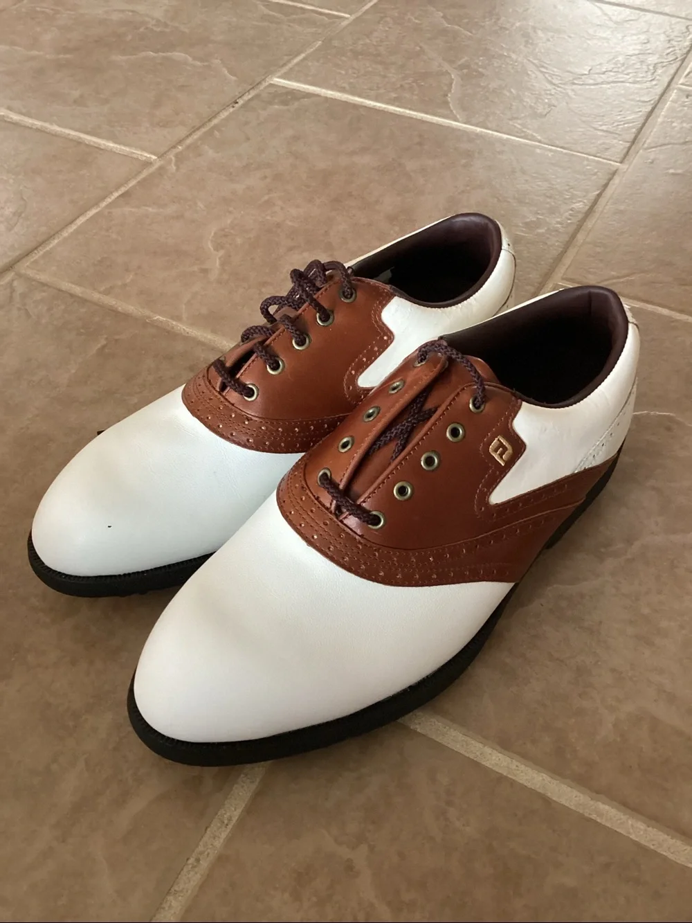 Foot Joy Soft Joys Terrain men’s Oxford golf shoes brown and white. Size 9